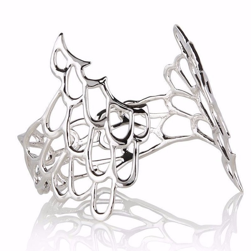 Large siren cuff