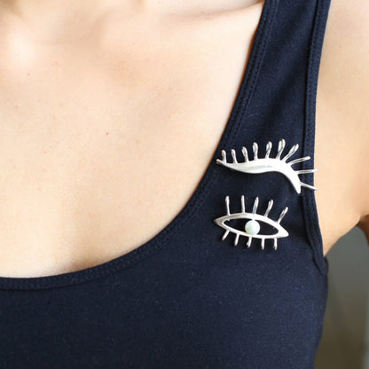 Open wink brooch and necklace - silver, pearl